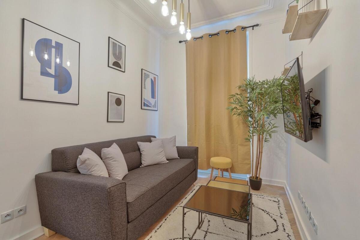 Apartamento Superbe Pour 4P Proche Arc De Triomphe París Exterior foto