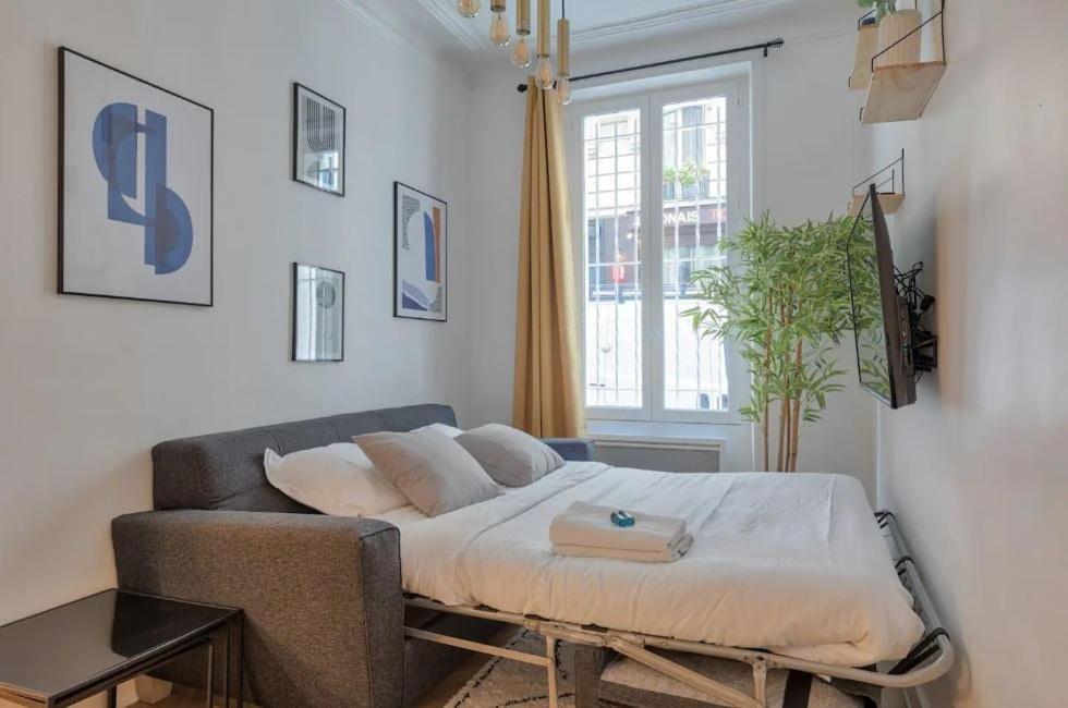 Apartamento Superbe Pour 4P Proche Arc De Triomphe París Exterior foto